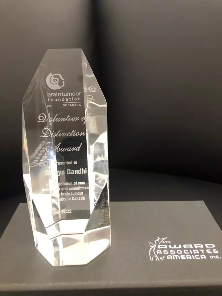 Shreya's Volunteer Distinction Award from the Brain Foundation of Canada