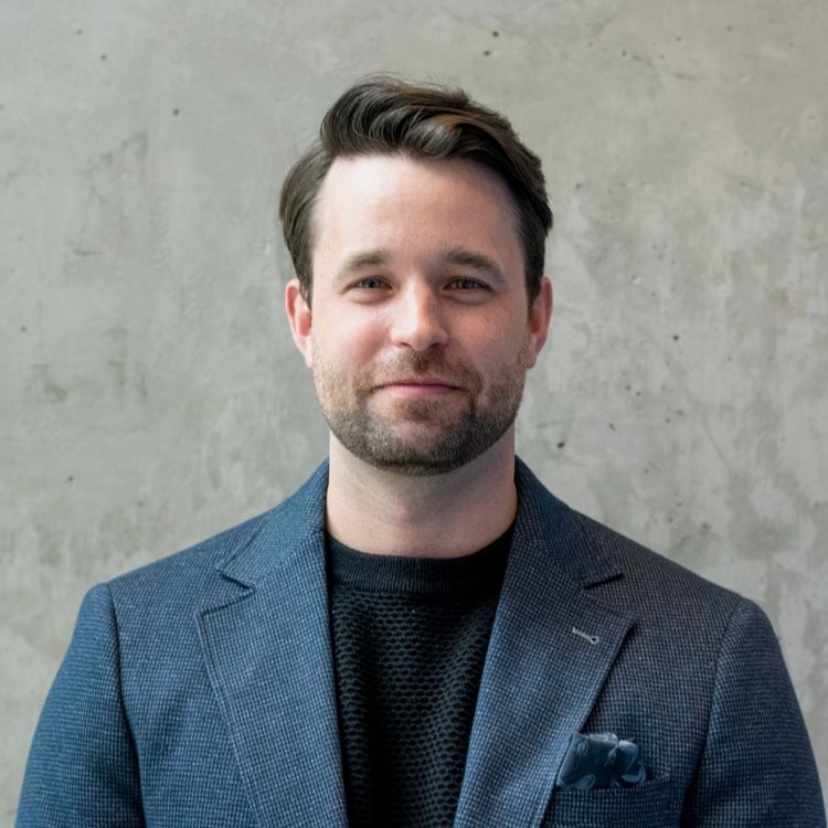 Ian McConnel Headshot
